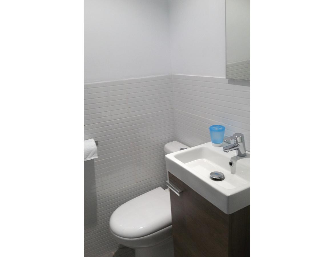 Malvarossa Apartment Near Beach 瓦伦西亚 外观 照片
